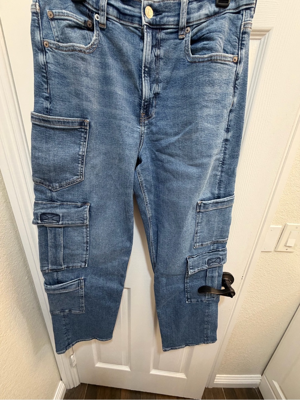 AMERICAN EAGLE WOMENS Light Blue Cargo Denim Jeans